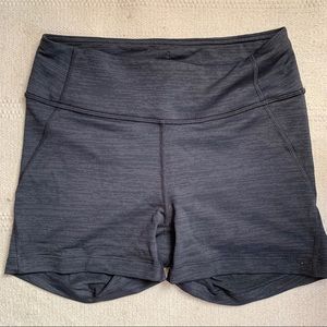 Outdoor Voices TechSweat Flex Shorts S Night Grey